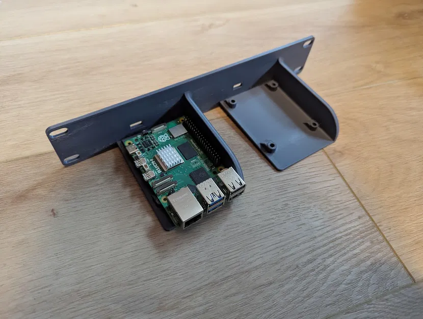 Giá treo Raspberry Pi vào tủ rack 10-inch (phiên bản xoay ngược) - Image 2