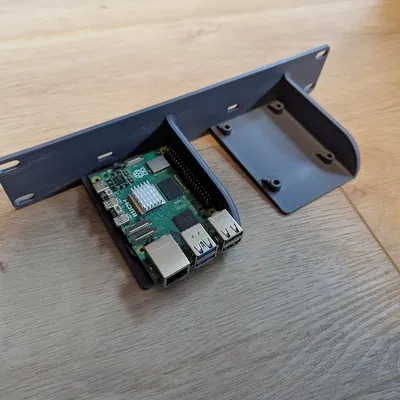 Giá treo Raspberry Pi vào tủ rack 10-inch (phiên bản xoay ngược)