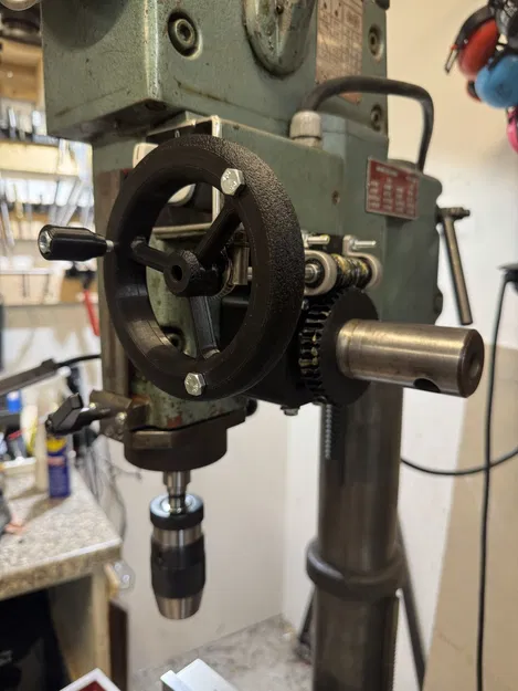 Tay quay cho trục 8mm kèm vít định vị và tay cầm - Image 1