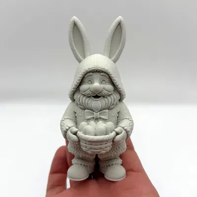 Chú lùn hóa trang đón Lễ Phục Sinh