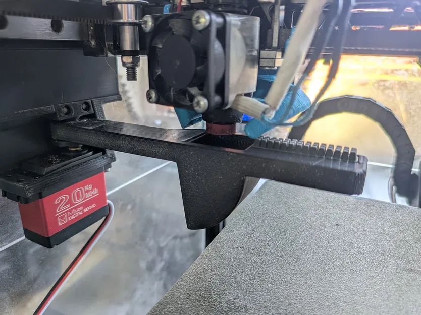 Cánh tay servo cho máng xả nhựa, chổi vệ sinh và cơ cấu gạt cắt dây tóc - Image 1