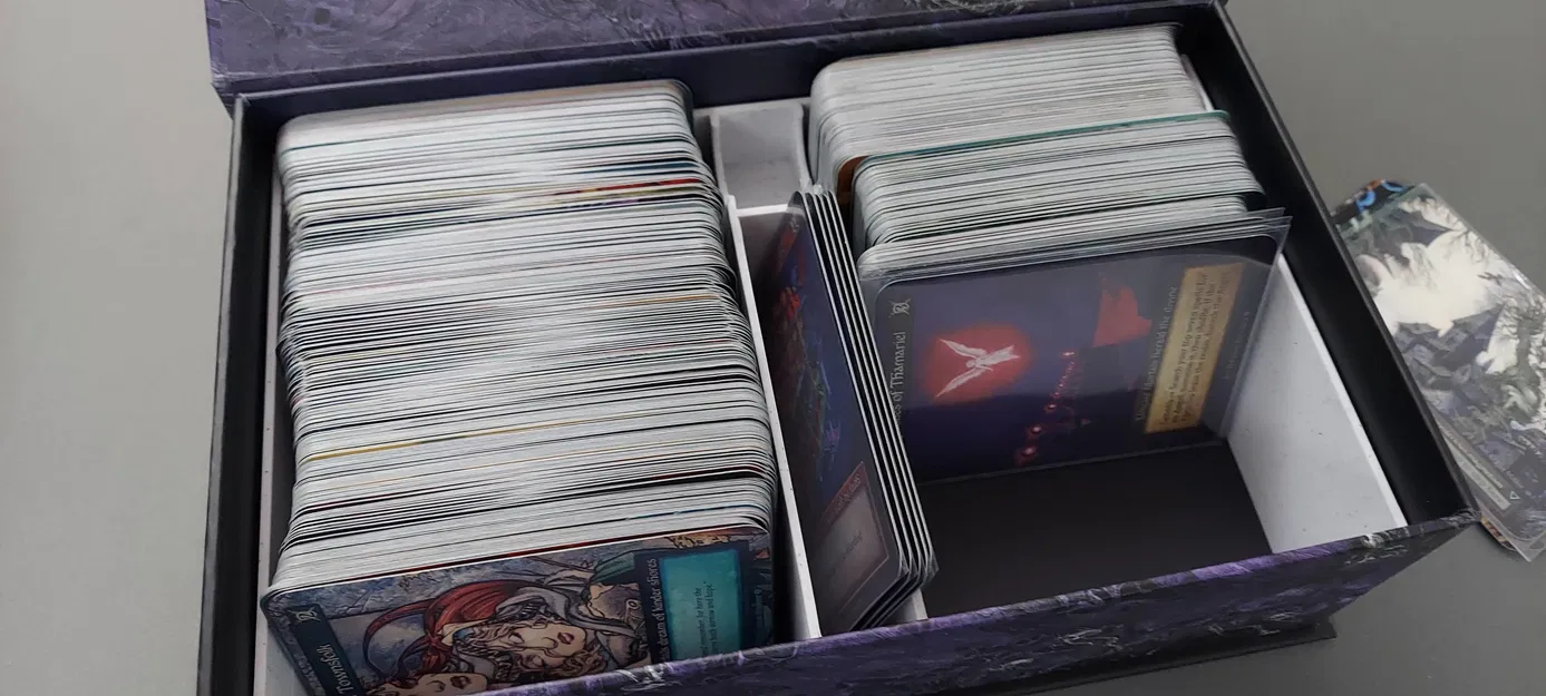 Khay Chia Ngăn Lưu Trữ Thẻ Bài Sorcery Gothic In 3D - Image 1