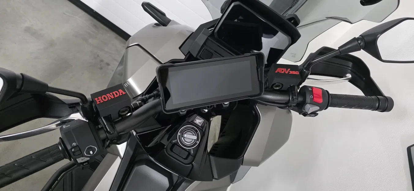 Nắp đậy bình dầu phanh Honda ADV 350 - Phụ kiện trang trí 3D ấn tượng - Image 1