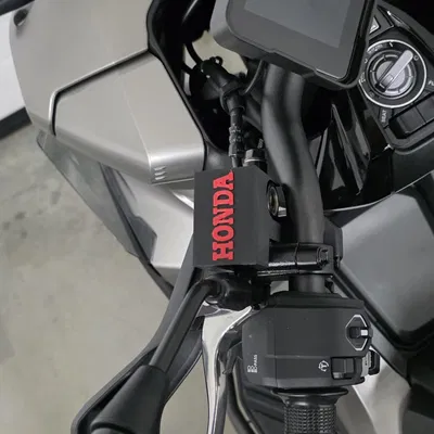 Nắp đậy bình dầu phanh Honda ADV 350 - Phụ kiện trang trí 3D ấn tượng