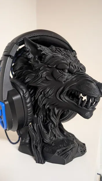 Giá treo tai nghe hình đầu sói (Wolfbust) - Phụ kiện decor độc đáo - Image 1