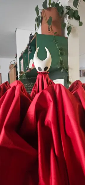 Mô hình đầu Hornet Silksong gắn ô dù - Image 4