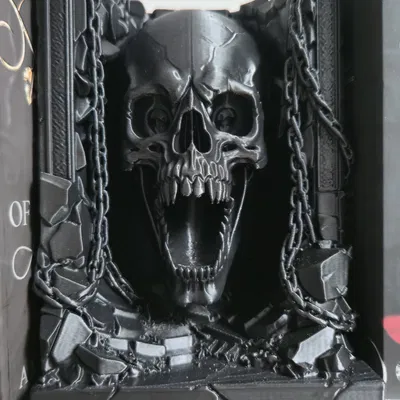 Mô hình trang trí kệ sách Gothic Skull Book Nook đầy ma mị