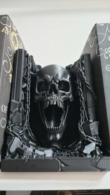 Mô hình trang trí kệ sách Gothic Skull Book Nook đầy ma mị - Image 4