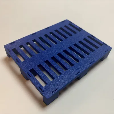 Đế Pallet cho Hộp Đựng Pin Dạng Thùng Bia Xếp Chồng