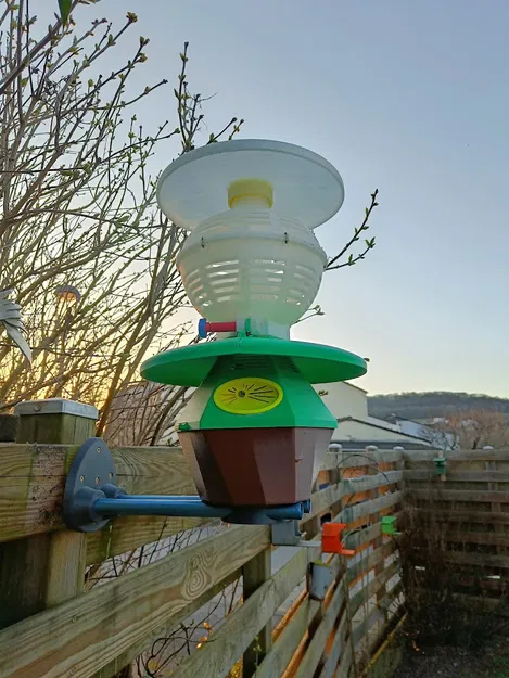 Hexa-Vespa: Bẫy Ong Bắp Cày Châu Á (Vespa Velutina) Chọn Lọc - Chuyên nghiệp - Image 1