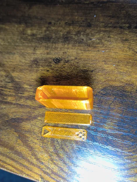 Salty Traveler - Lọ đựng muối hoặc gia vị nhỏ gọn - Image 4