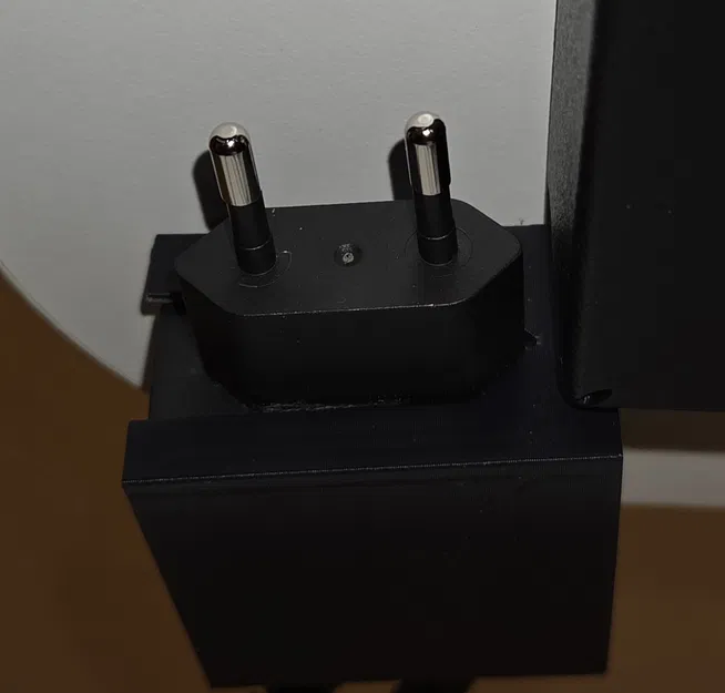 Giá treo dưới bàn cho củ sạc Samsung Power Duo 35W gọn gàng - Image 4