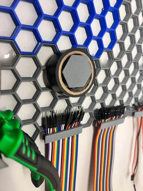 Giá treo cuộn băng keo cho Honeycomb Storage Wall (HSW) - Image 1