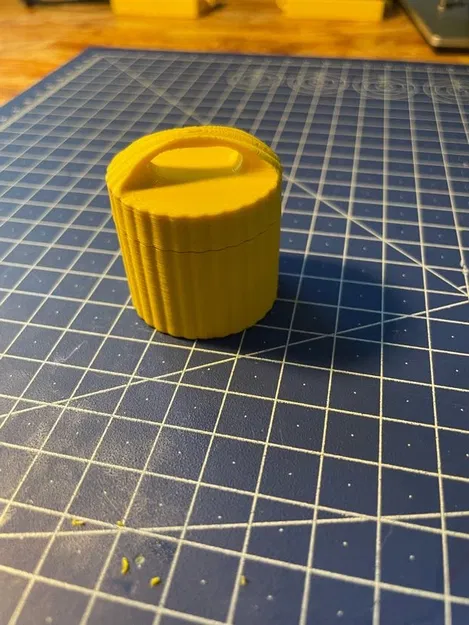 Hũ đựng gia vị du lịch (Travel Salt Shaker) in 3D nhỏ gọn - Image 3