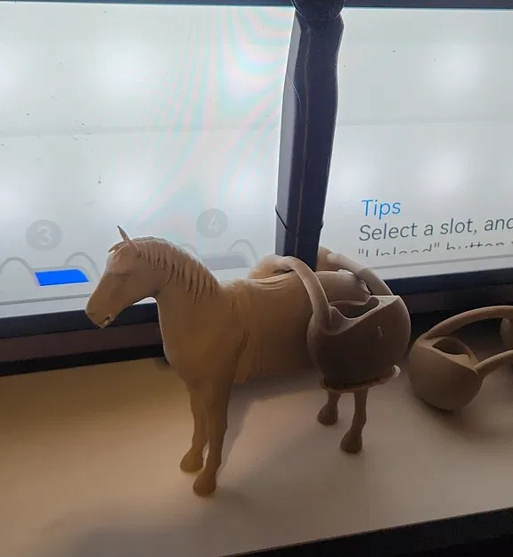 Mô hình giá đỡ hình ngựa (Horse holder) - Image 1