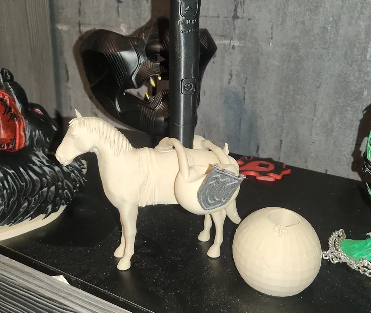 Mô hình giá đỡ hình ngựa (Horse holder) - Image 3