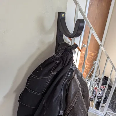 Giá treo nón bảo hiểm và áo khoác motor (Thiết kế độc lạ)