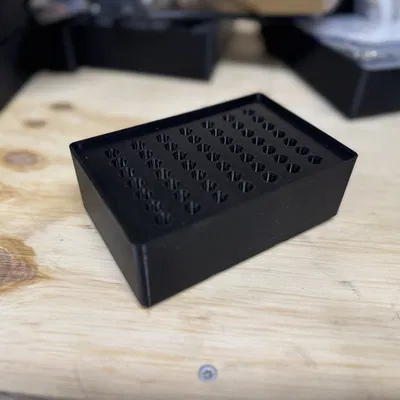 Khay đựng 49 mũi phay Gridfinity - Phụ kiện gọn gàng cho xưởng mộc