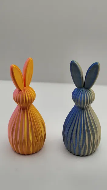 Thỏ Phục Sinh Hiện Đại Họa Tiết Vân Sọc - Trang Trí Mùa Xuân - Image 1