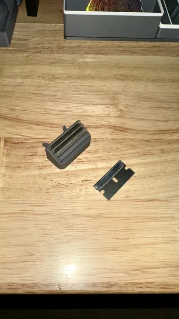 Giá đỡ lưỡi dao cạo gắn Multiboard - Phụ kiện lưu trữ thông minh - Image 4