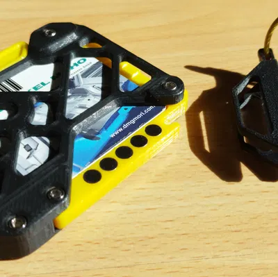 Móc khóa gắn nam châm cho ví 6 thẻ (6 Card Wallie)