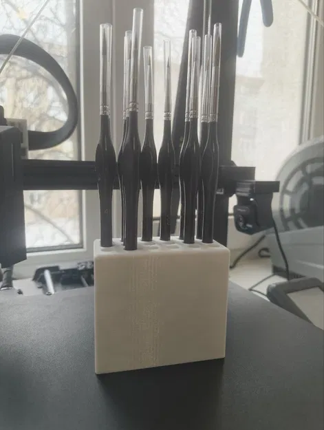 Giá đỡ cọ vẽ 18 lỗ – Giải pháp sắp xếp góc làm việc gọn gàng - Image 1