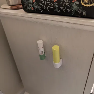 Giá treo son dưỡng EOS - Phụ kiện 3D thông minh cho bàn trang điểm