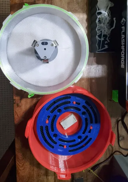 Móc treo cuộn nhựa Flashforge AD5X cho hộp sấy và gắn khung máy - Image 2