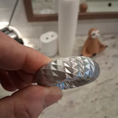 Mô hình Triangulated Hex Torus (Hình xuyến lục giác tam giác hóa)