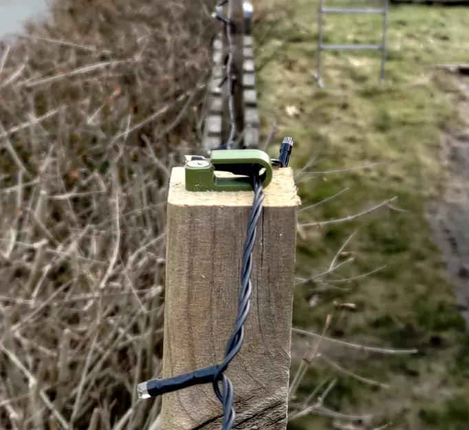 Kẹp dây điện có lỗ bắt vít - Image 3