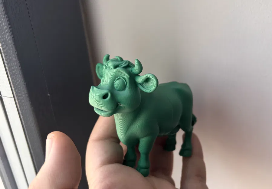 Chú Bò Dễ Thương (Cute Cow) - Image 1