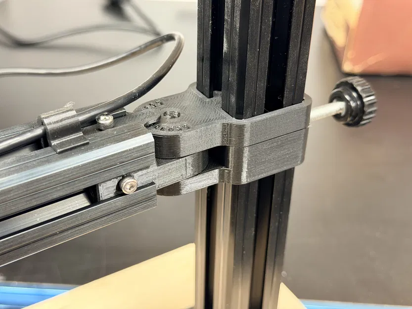 Bản lề xoay dùng cho thanh nhôm định hình 3030 - Image 1