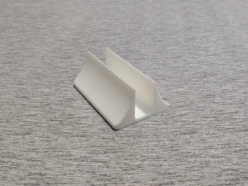 Đế đỡ Laptop và máy tính bảng đứng gọn gàng in 3D - Image 1