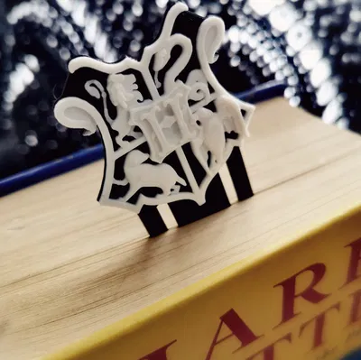 Kẹp sách Hogwarts 3D độc đáo dành cho fan Harry Potter