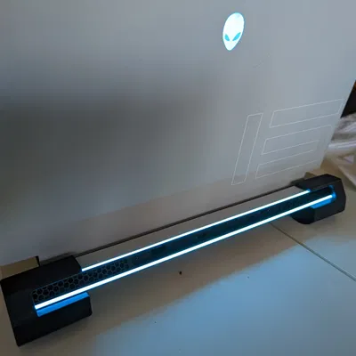 Đế kê laptop Alienware X15 R2