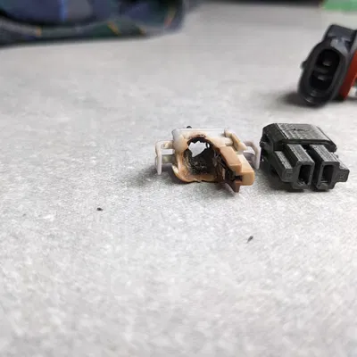 Khung đỡ đầu nối dây điện đèn pha H11 cho GMC Terrain