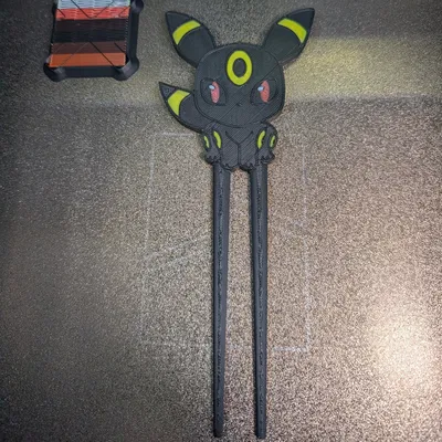 Kẹp tóc hoặc đồ trang trí hình Umbreon