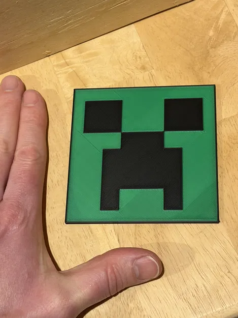 Mô hình treo tường mặt Creeper trong Minecraft (kèm viền) - Image 2