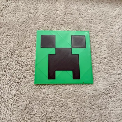 Mô hình đầu Creeper từ Minecraft