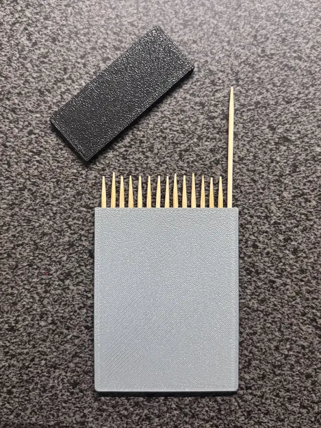 Hộp Đựng Tăm Dạng Thẻ Bỏ Ví - Image 1