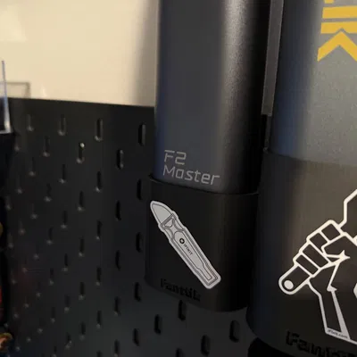 Giá treo máy mài Fanttik F2 Master cho bảng Skadis gọn gàng