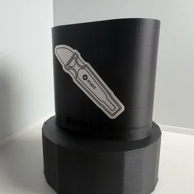 Giá treo máy mài Fanttik F2 Master cho bảng Skadis gọn gàng