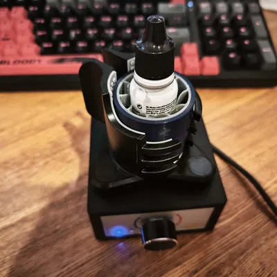 Miếng lót Vortex Turbo Paint Mixer giúp thao tác bằng một tay