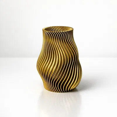 Bình Hoa Xoắn Ốc Twisted – Thiết Kế Parametric Hiện Đại