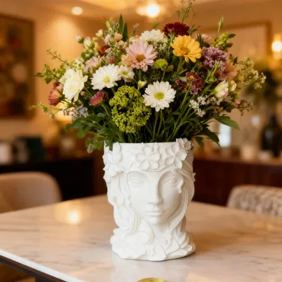 Chậu Cây Chân Dung Thiếu Nữ Trang Trí Nghệ Thuật (Female Portrait)