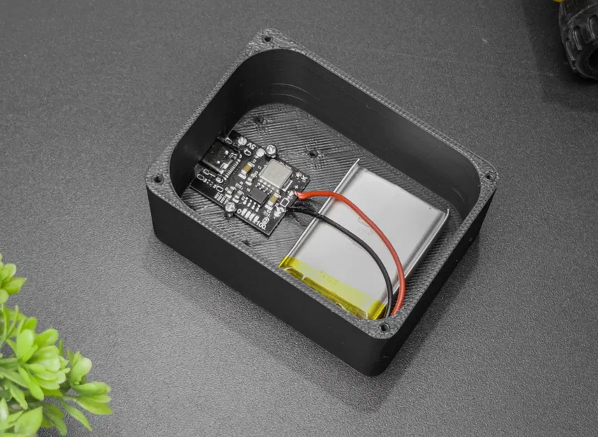 Mô hình Robot để bàn thông minh (Companion Robot) với màn hình OLED - Image 3