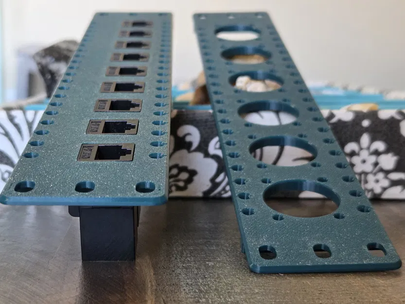 Tấm panel M3M 1U cho tủ rack mini 10 inch - Image 6