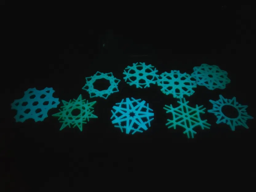 Bông tuyết tạo hình theo tham số (Procedural/Parametric) - Image 1