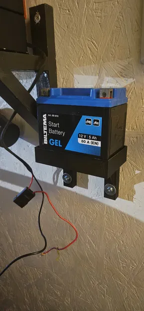 Giá treo tường cho ắc quy kích thước 114 x 69 mm - Image 1