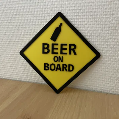 Bảng hiệu Beer on Board treo xe